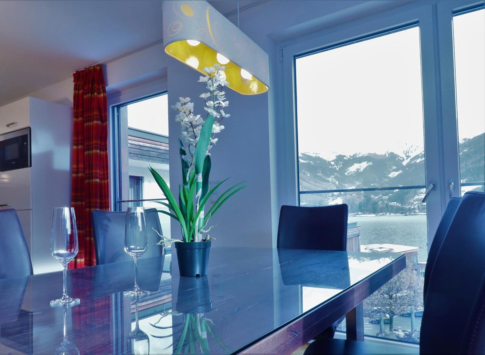 Alpin & See Resort - Pinzgau Holidays Целль-ам-Зеє Номер фото